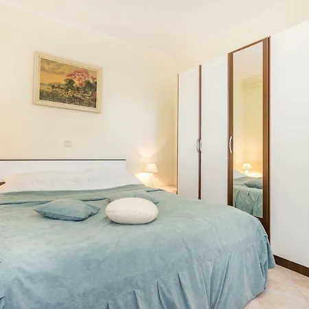 One-bedroom In
